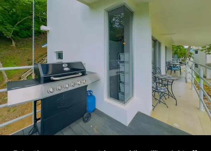 Gorgeous Ocean View Private Home, 4 Bedrooms With En Suite, Private Plunge Pool