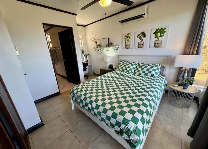 Gorgeous Ocean View Private Home, 4 Bedrooms With En Suite, Private Plunge Pool Сasa de vacaciones Coco