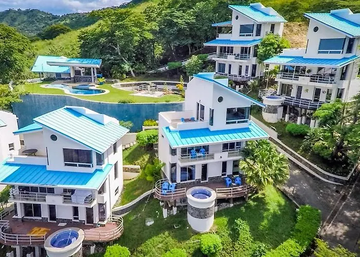 Gorgeous Ocean View Private Home, 4 Bedrooms With En Suite, Private Plunge Pool Сasa de vacaciones *