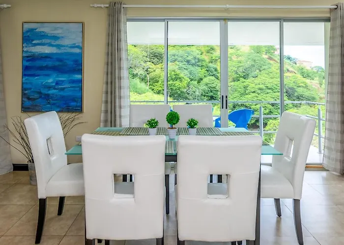 Сasa de vacaciones Gorgeous Ocean View Private Home, 4 Bedrooms With En Suite, Private Plunge Pool Coco