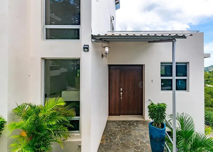 Gorgeous Ocean View Private Home, 4 Bedrooms With En Suite, Private Plunge Pool Сasa de vacaciones